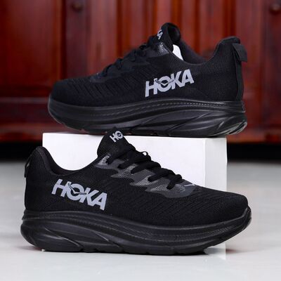 بوت HOKA
